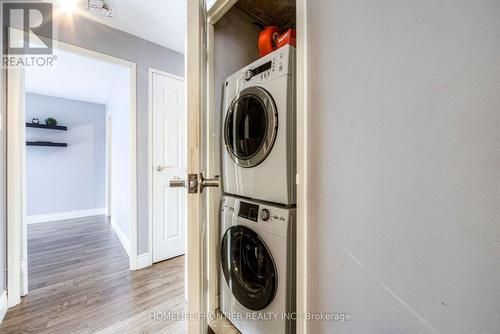 1015 - 35 Trailwood Drive, Mississauga, ON - Indoor Photo Showing Laundry Room