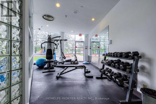1015 - 35 Trailwood Drive, Mississauga, ON - Indoor Photo Showing Gym Room