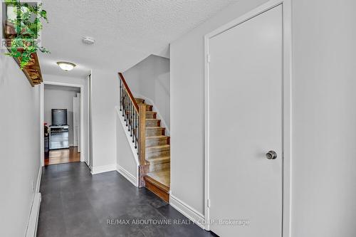 5 - 2651 Aquitaine Avenue, Mississauga, ON - Indoor Photo Showing Other Room