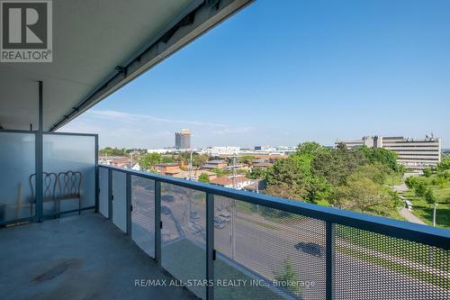 712 - 160 Flemington Road, Toronto, ON - Outdoor With Balcony With Exterior