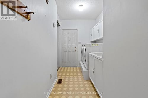 6484 Miller'S Grove, Mississauga, ON - Indoor Photo Showing Laundry Room