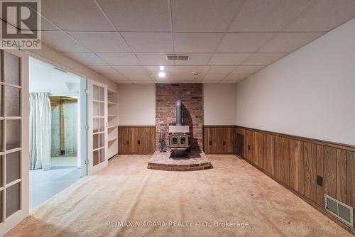 29 Granada Drive, St. Catharines, ON - Indoor With Fireplace