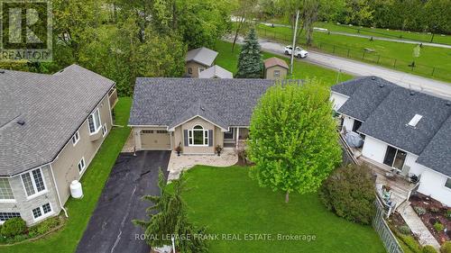 6 Ellard Court, Kawartha Lakes, ON - Outdoor