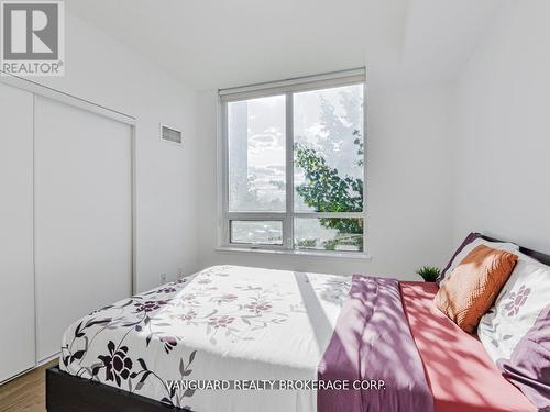 208 - 75 North Park Road, Vaughan, ON - Indoor Photo Showing Bedroom