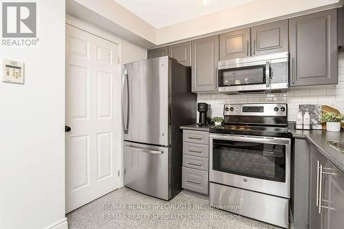 806 - 190 Manitoba Street, Toronto, ON - Indoor Photo Showing Kitchen With Stainless Steel Kitchen