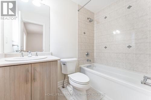 7 Nicort Road, King, ON - Indoor Photo Showing Bathroom