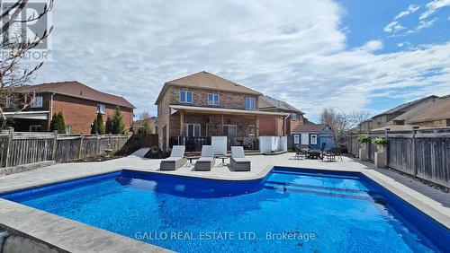 107 Pondmede Crescent, Whitchurch-Stouffville, ON - Outdoor With In Ground Pool With Deck Patio Veranda With Backyard