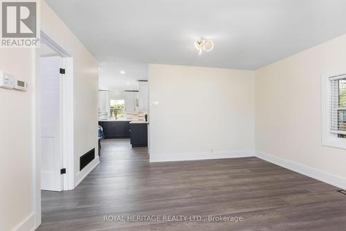 1275 Killarney Beach Road, Innisfil, ON - Indoor Photo Showing Other Room