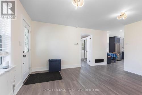 1275 Killarney Beach Road, Innisfil, ON - Indoor Photo Showing Other Room