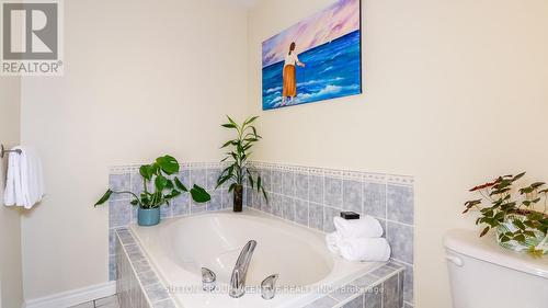 137 Dean Avenue, Barrie, ON - Indoor Photo Showing Bathroom