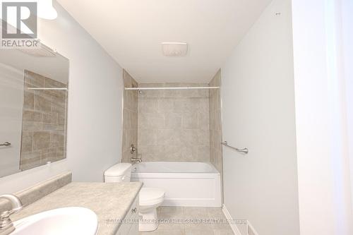 388 Little Avenue, Barrie, ON - Indoor Photo Showing Bathroom