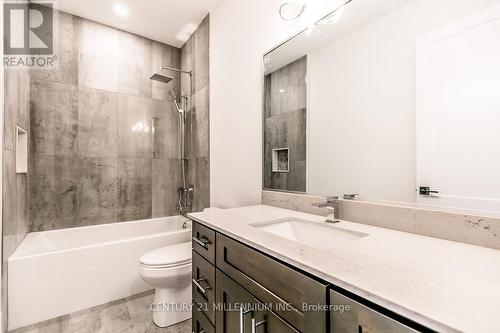 18 Lakeshore Road, Wasaga Beach, ON - Indoor Photo Showing Bathroom