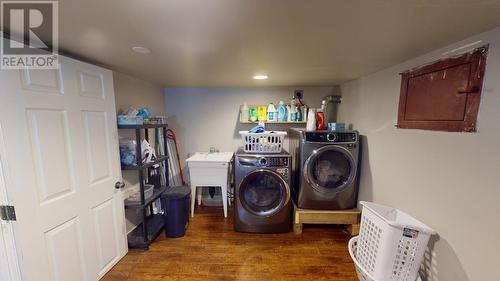 10611 106 Avenue, Fort St. John, BC - Indoor Photo Showing Laundry Room