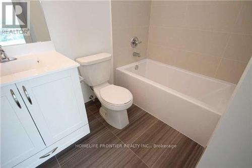 3805 - 55 Ann O'Reilly Road, Toronto, ON - Indoor Photo Showing Bathroom