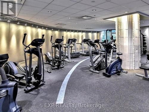 1010 - 38 Elm Street, Toronto, ON - Indoor Photo Showing Gym Room
