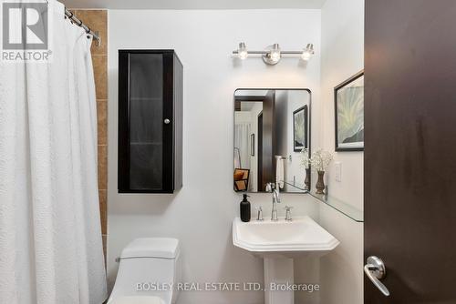 211 - 183 Dovercourt Road, Toronto, ON - Indoor Photo Showing Bathroom