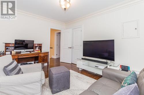 71 Lawton Boulevard, Toronto, ON - Indoor Photo Showing Living Room