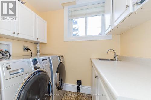 71 Lawton Boulevard, Toronto, ON - Indoor Photo Showing Laundry Room