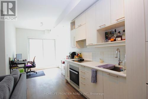 309 - 199 Richmond Street W, Toronto, ON - Indoor Photo Showing Kitchen With Upgraded Kitchen