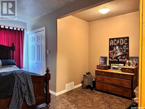 237 Moore Street, Foam Lake, SK - Indoor Photo Showing Bedroom