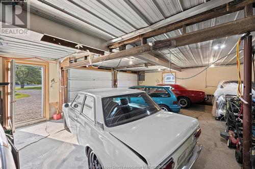 2428 Front Road, Amherstburg, ON - Indoor Photo Showing Garage