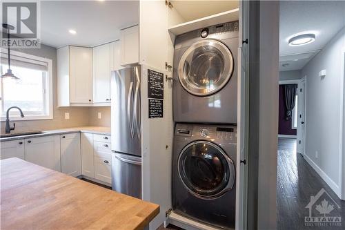 Main Level - 51 Antler Avenue, Ottawa, ON - Indoor Photo Showing Laundry Room