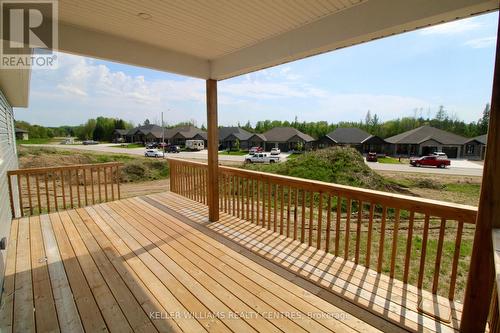 612 26Th Avenue, Hanover, ON - Outdoor With Deck Patio Veranda With View With Exterior