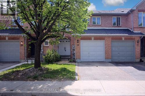 19 Gilgrom Road, Brampton, ON - Outdoor With Facade