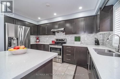 12 Tustin Road, Brampton, ON - Indoor Photo Showing Kitchen With Double Sink With Upgraded Kitchen