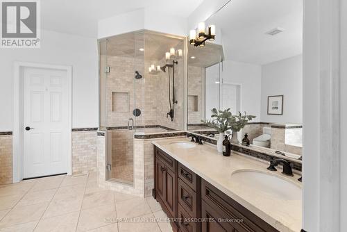 11300 Taylor Court, Milton, ON - Indoor Photo Showing Bathroom