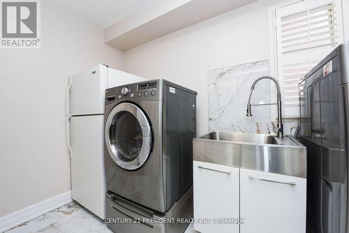 96 Sal Circle, Brampton, ON - Indoor Photo Showing Laundry Room