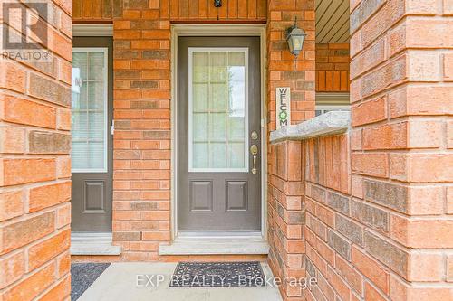 2560 Bromus Path, Oshawa, ON - Outdoor With Exterior