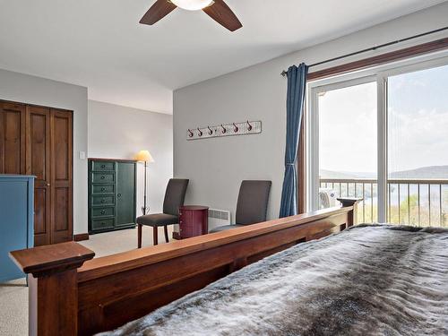 Master bedroom - 10-166 Rue Du Mont-Plaisant, Mont-Tremblant, QC - Indoor Photo Showing Bedroom