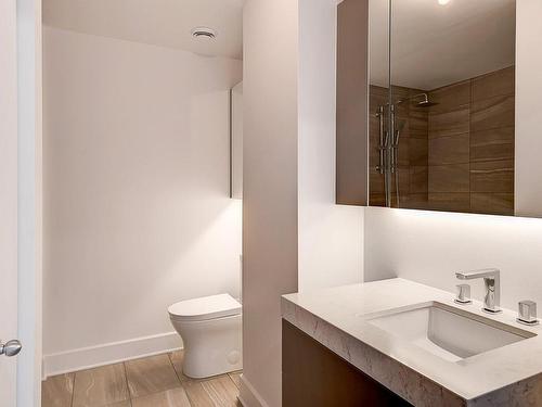 Bathroom - 2152-101 Rue Peel, Montréal (Le Sud-Ouest), QC - Indoor Photo Showing Bathroom