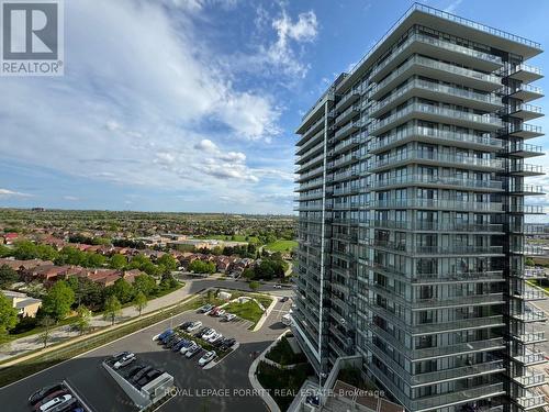 1406 - 4675 Metcalfe Avenue, Mississauga, ON - Outdoor