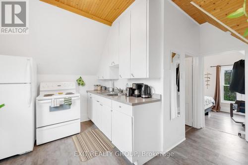 A/B - 306 Glen Miller Road, Quinte West, ON - Indoor Photo Showing Kitchen