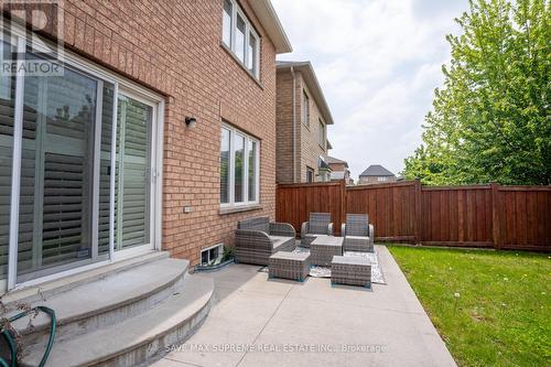 139 Weston Drive S, Milton, ON - Outdoor With Exterior