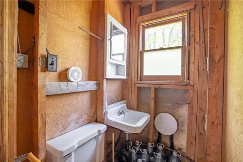 10340 Lakeshore Road, Port Colborne, ON - Indoor Photo Showing Bathroom