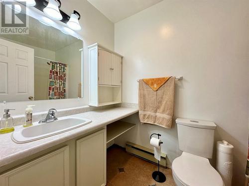 8909 92Nd Avenue Unit# 301, Osoyoos, BC - Indoor Photo Showing Bathroom