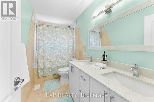 6840 Sunrise Court, Niagara Falls, ON - Indoor Photo Showing Bathroom