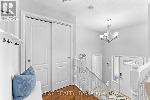 6840 Sunrise Court, Niagara Falls, ON - Indoor Photo Showing Other Room