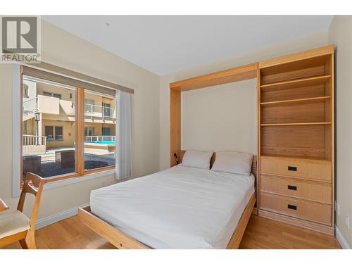250 Marina Way Unit# 514, Penticton, BC - Indoor Photo Showing Bedroom
