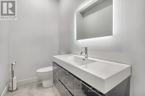 149 Virginia Boulevard, Georgina, ON - Indoor Photo Showing Bathroom