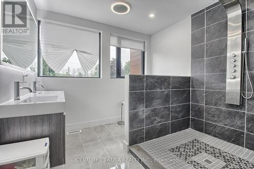 149 Virginia Boulevard, Georgina, ON - Indoor Photo Showing Bathroom