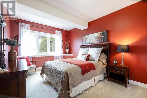 24 Gilson Point Place, Kawartha Lakes, ON - Indoor Photo Showing Bedroom