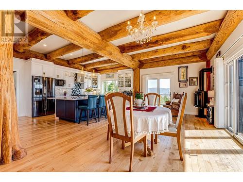 7410 Mclennan Road, Vernon, BC - Indoor Photo Showing Dining Room