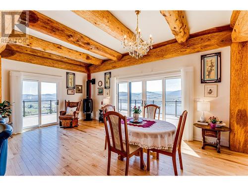 7410 Mclennan Road, Vernon, BC - Indoor Photo Showing Dining Room