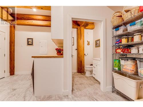 7410 Mclennan Road, Vernon, BC - Indoor Photo Showing Other Room