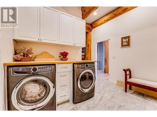 7410 Mclennan Road, Vernon, BC - Indoor Photo Showing Laundry Room