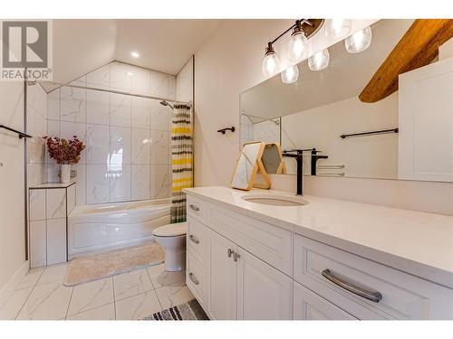7410 Mclennan Road, Vernon, BC - Indoor Photo Showing Bathroom